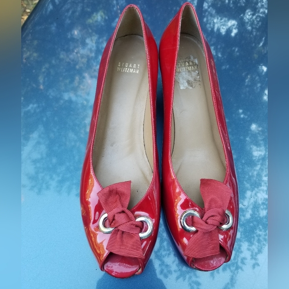 Size 10.5 Shiny Red High Heel Shoes Stuart Weiztman Leather Peep Toe Bow Ladies - Picture 6 of 12